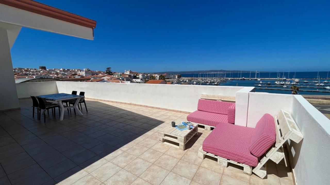 Апартаменты Attici Con Terrazzo Vista Mare Калазетта Экстерьер фото