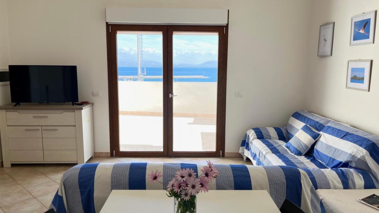 Апартаменты Attici Con Terrazzo Vista Mare Калазетта Экстерьер фото
