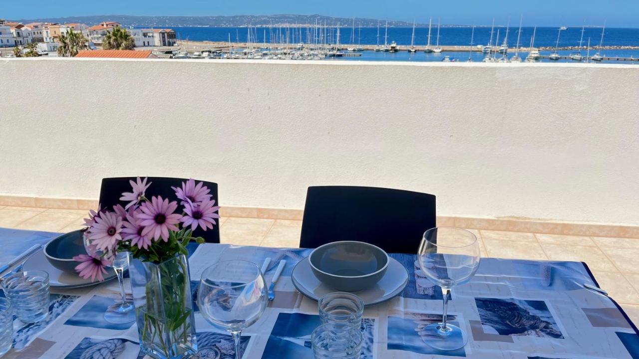 Апартаменты Attici Con Terrazzo Vista Mare Калазетта Экстерьер фото