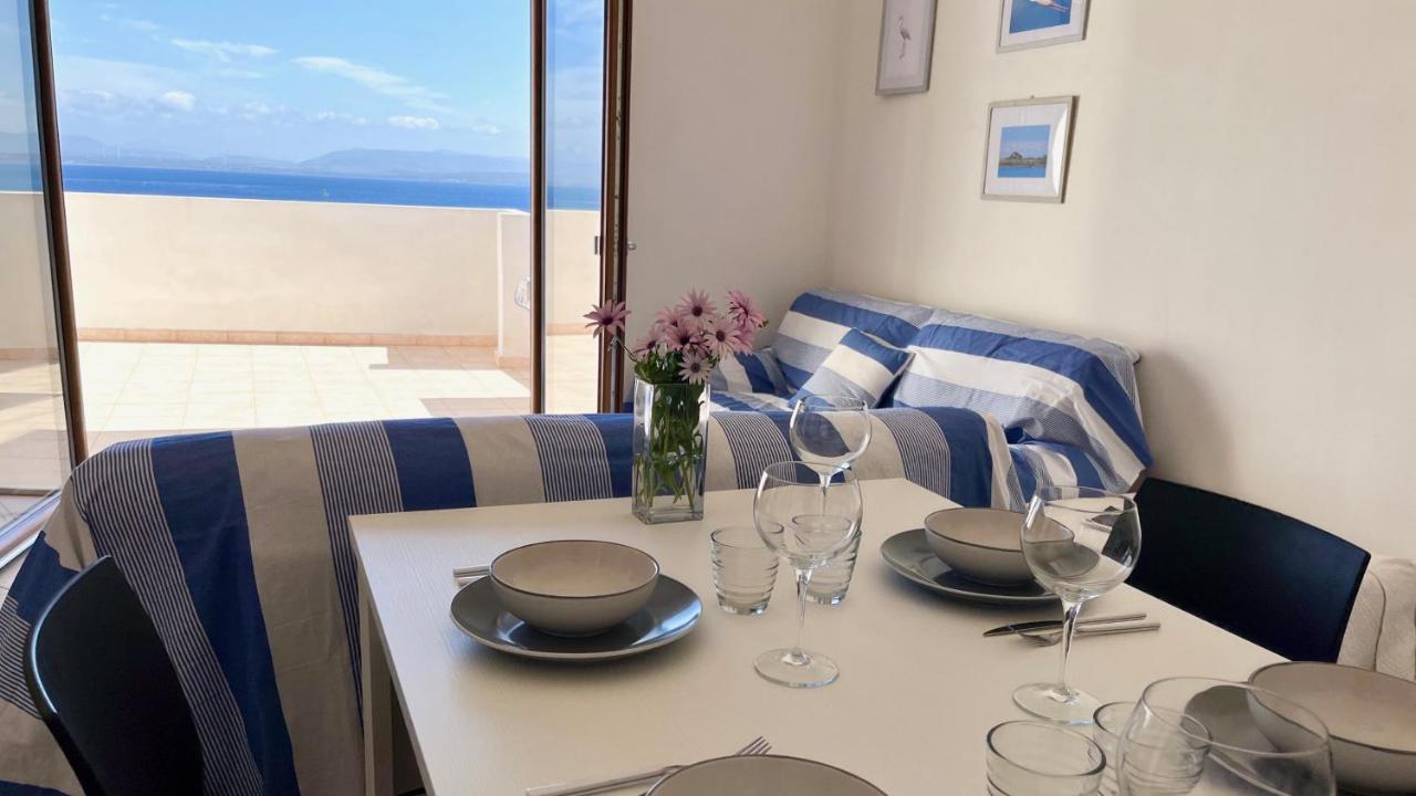 Апартаменты Attici Con Terrazzo Vista Mare Калазетта Экстерьер фото