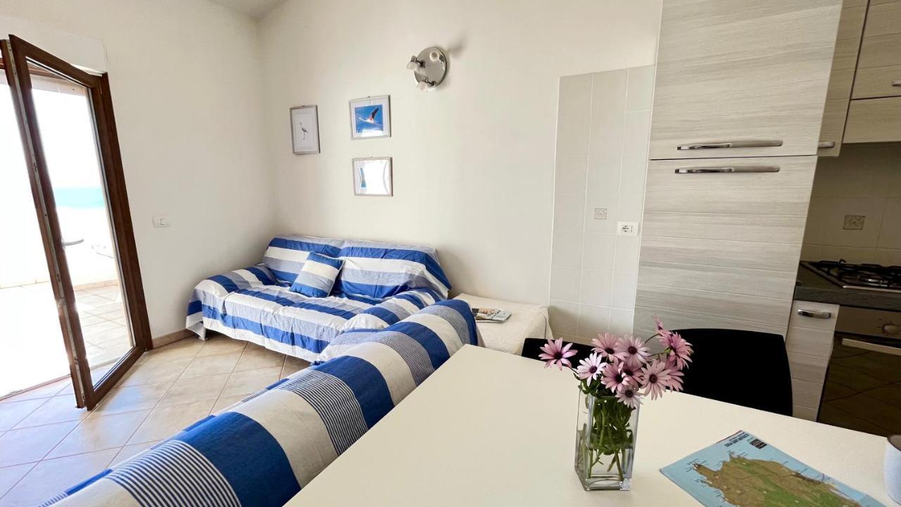 Апартаменты Attici Con Terrazzo Vista Mare Калазетта Экстерьер фото